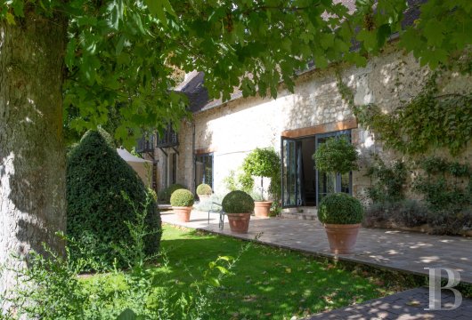 A former tithe barn in Giverny, the birthplace of Impressionism, that hosted painters and artists  - photo  n°36